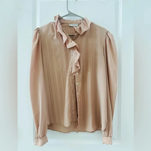 Evan Picone classy beautiful ruffled Tan blouse - Picture 1 of 8